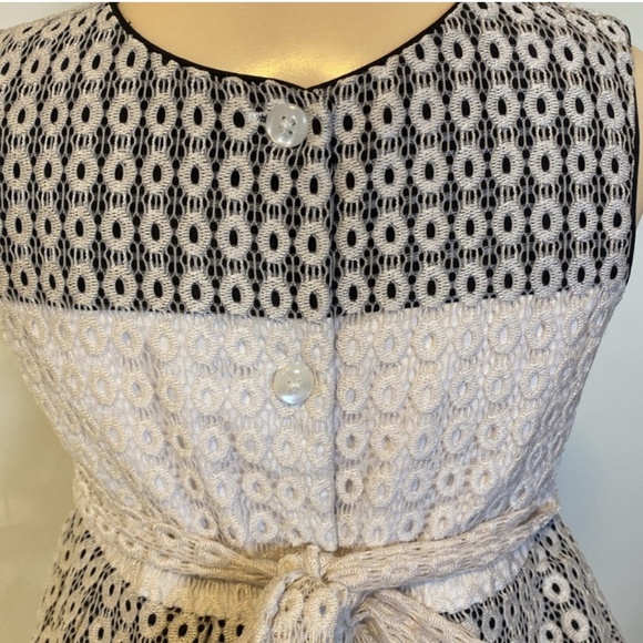 Girls party dress - Picture 7 of 7